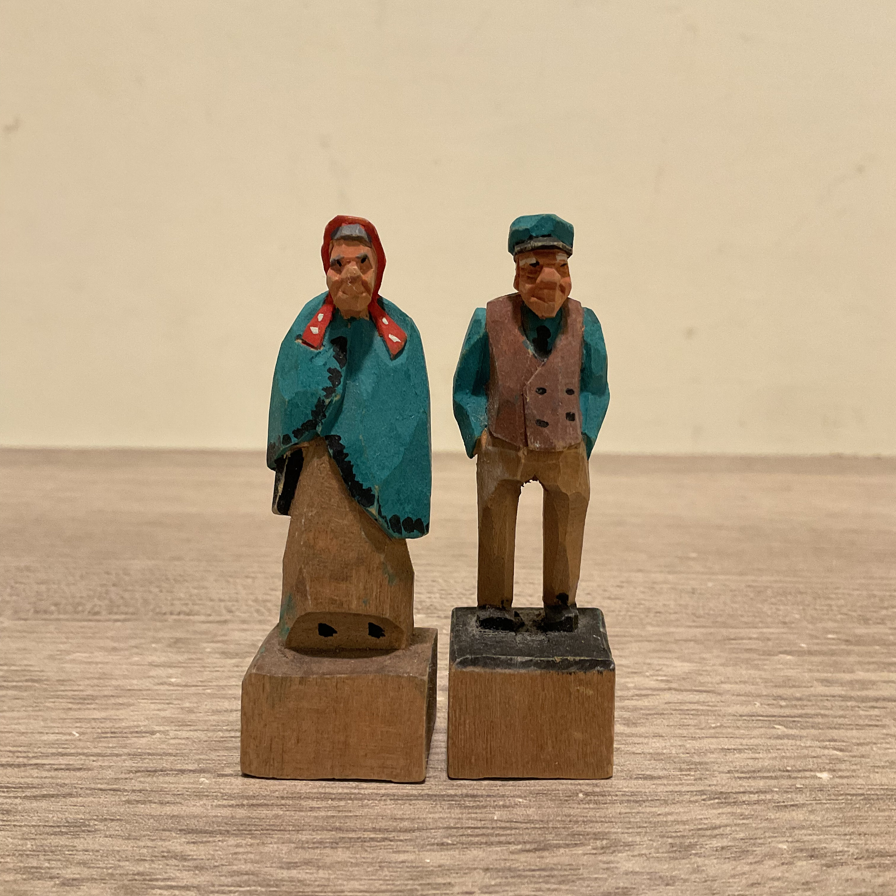 Mini wood carving deals