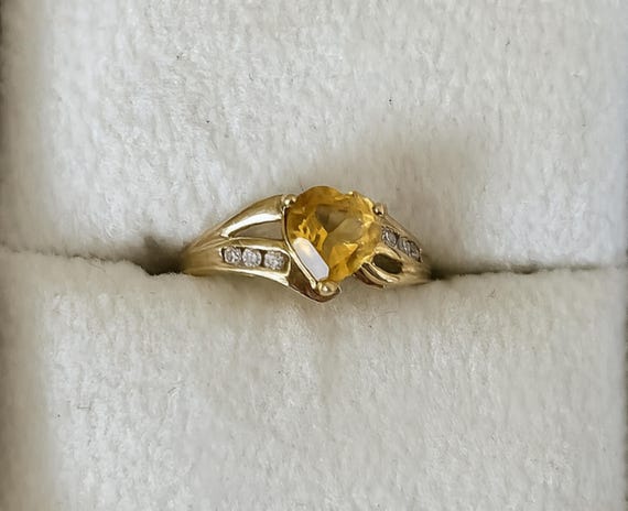 Beautiful Heart Shaped Warm Yellow Citrine solid … - image 2