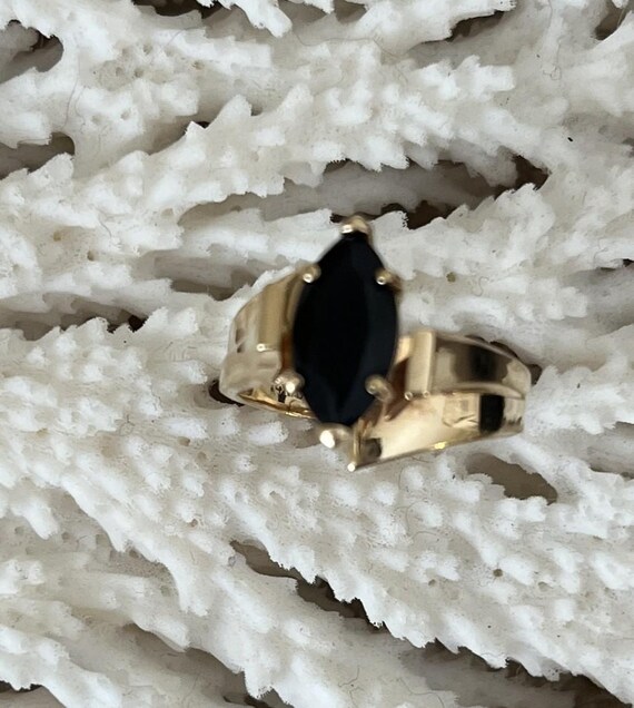 Large Onyx Statement Solitaire 14K Real Gold Sign… - image 4