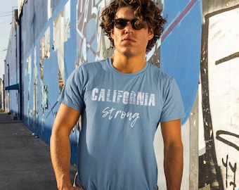 CALIFORNIA Strong Unisex T-Shirt  Minimalist Men / Women Shirt