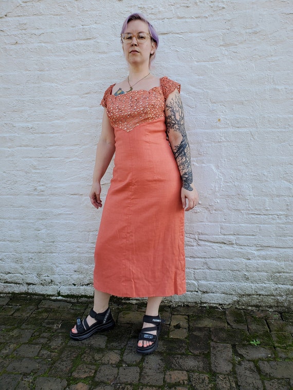 50s / 60s coral pink linen wiggle cocktail dress … - image 9