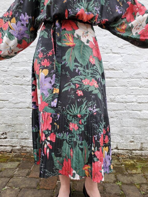 Small | 70s floral dolman sleeve dress by Young E… - image 7