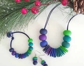 CONJUNTO DE ARCILLA POLIMÉRICA- Collar colorido-Colgante grueso-Collar de cuentas Fimo- Collar azul verde-Joyería de mujer-Conjunto de joyería-Joyería para ella