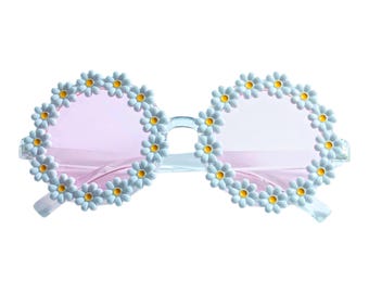 Daisy Flower Sunglasses | Round Pink Tint Festival Glasses | Boho Flower Power Eyewear, Retro 70s Y2K Cottagecore Sunies, Cute Floral Party
