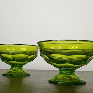 Green Viking Glass Footed Bowls: Cocktail Glasses, Stemware