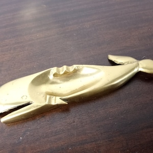 灰皿、クジラの灰皿、真鍮のクジラ、クジラの装飾、ビーチハウスの装飾、ボートの装飾
