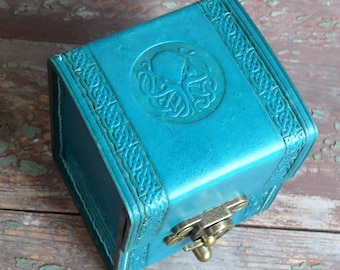 Handmade Leather Deck Box: MTG Card Case for 100 Sleeved Cards