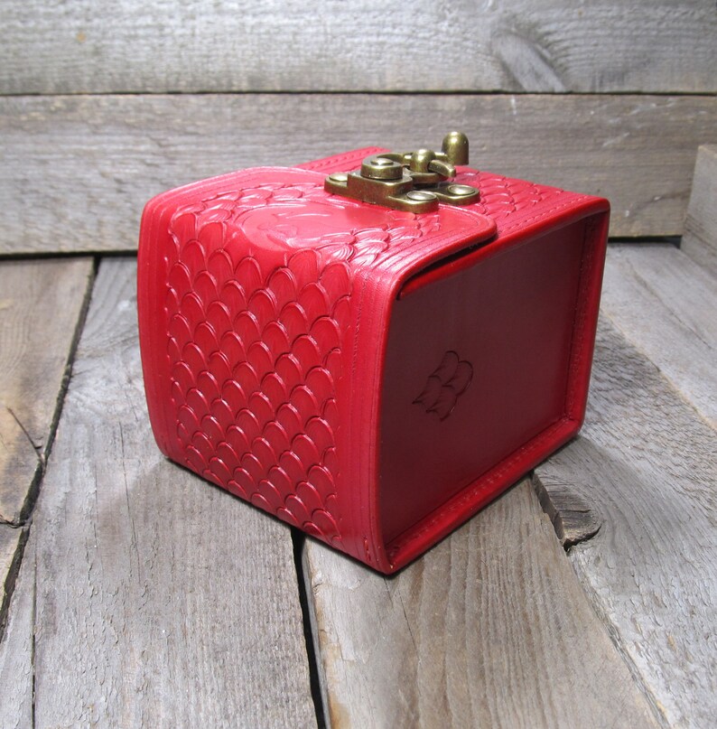 MTG Deck Box Red Dragon Scales MTG Leather Deck Box in 100 Etsy