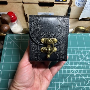 Handmade Leather Deck Box: MTG Card Case, for 100 Sleeved Cards