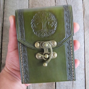 Celtic Tree of Life Green Tan Tarot leather Large Deck box Tarot bag Tarot leather case Card holder Leather bag Tarot card deck - 130mm