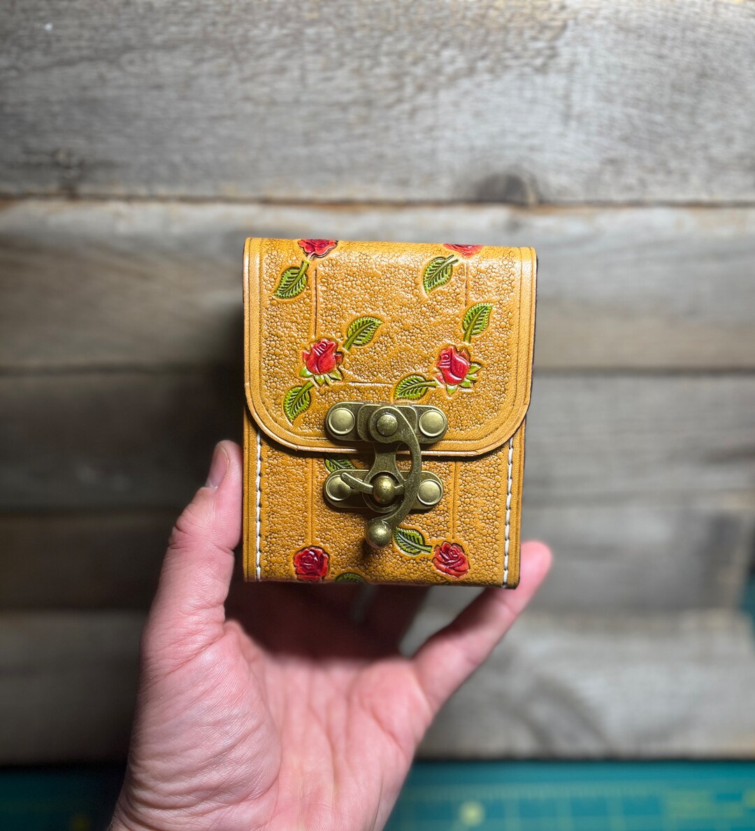 Leather Deck Box for MTG Game ,game Deck Box ,in 100 Sleeved Cards