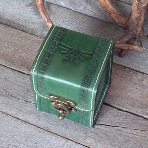 Leather Deck Box for Zelda & MTG game ,Game Deck Box ,In 100 Sleeved Cards ,Commander deck box ,Card Case ,Magic Deck Box