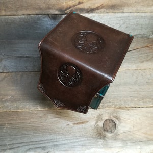 Leather Deck Box for MTG game ,Game Deck Box ,In 100 Sleeved Cards ,Commander deck box ,Card Case ,Magic Deck Box image 3