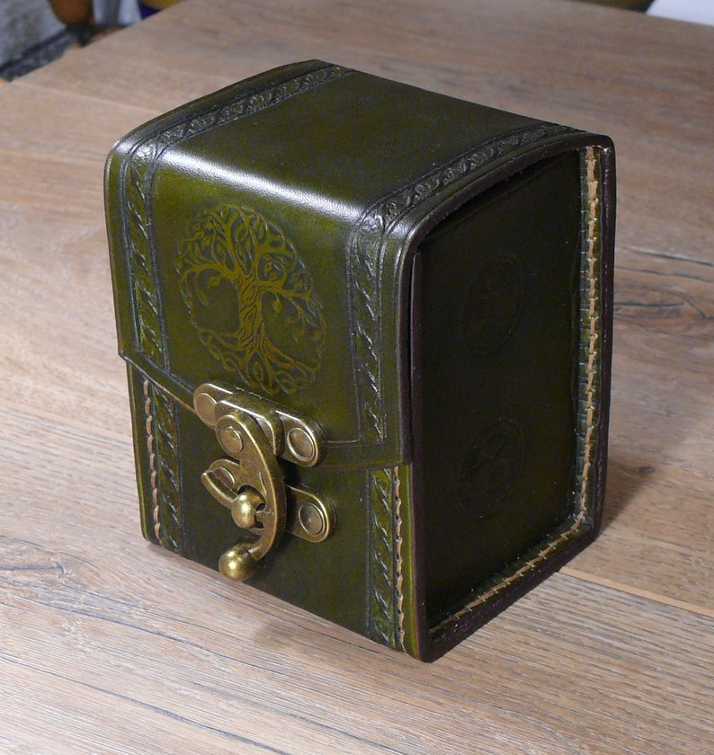 Leather Deck Box for MTG game ,Game Deck Box ,In 100 Sleeved Cards ,Commander deck box ,Card Case ,Magic Deck Box image 2