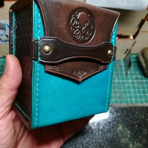 Leather Deck Box for MTG game ,Game Deck Box ,In 100 Sleeved Cards ,Commander deck box ,Card Case ,Magic Deck Box image 9