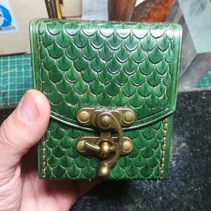 Leather Deck Box for MTG game ,Game Deck Box ,In 100 Sleeved Cards ,Commander deck box ,Card Case ,Magic Deck Box