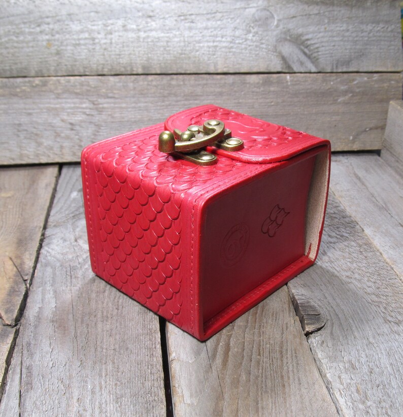 MTG Deck Box Red Dragon Scales MTG Leather Deck Box in 100 Etsy