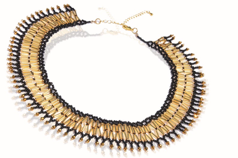 Collier ethnique à franges perlées, collier avec imprimé folklorique, art portable, collier native style boho boho, cadeau moderne pour elle image 1