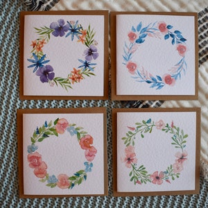 4er Set Personalisierbare Blumenkranz Karten - Danke - Happy Birthday - Thinking of you - Innenseite leer