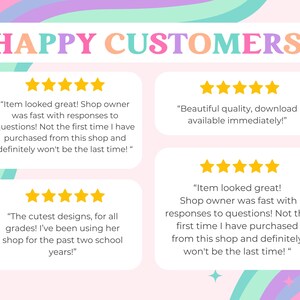 K&ouml;nnte beinhalten: Ein rosa Hintergrund mit einem Regenbogenrand und dem Text "HAPPY CUSTOMERS!" in Regenbogenfarben. Vier Kundenbewertungen mit F&uuml;nf-Sterne-Bewertungen werden in wei&szlig;en K&auml;stchen mit schwarzem Text angezeigt. Jede Bewertung enth&auml;lt ein Zitat eines Kunden &uuml;ber seine Erfahrung mit dem Shop.