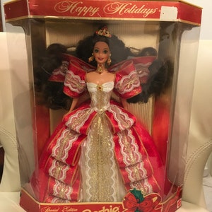 Happy Holidays Barbie Doll 1997 Special Edition - New In Box