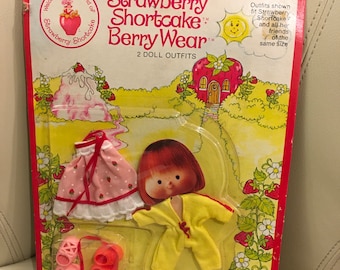 Strawberry Shortcake Berry Wear - 2 Doll Outfits 1981