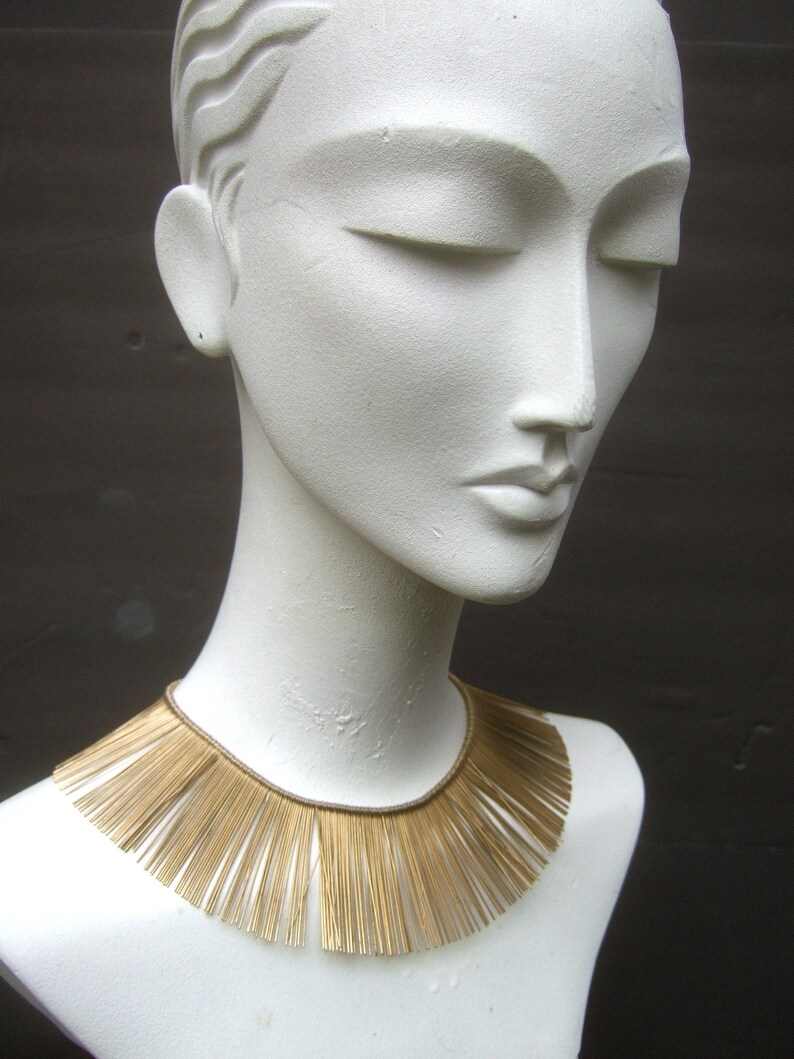 Avant-garde Gilt Metal Wire Needle Statement Necklace