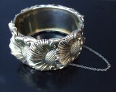 WHITING DAVIS Ornate Wide Gilt Metal Repousse Hinged Cuff Bracelet c 1970