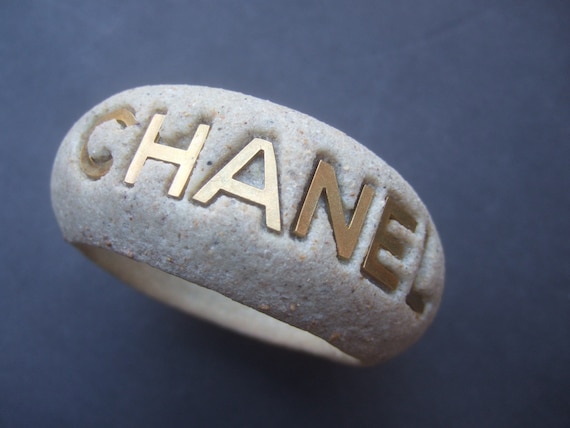 CHANEL Chic Resin Bisque Wide Cuff Bracelet in Ch… - image 4