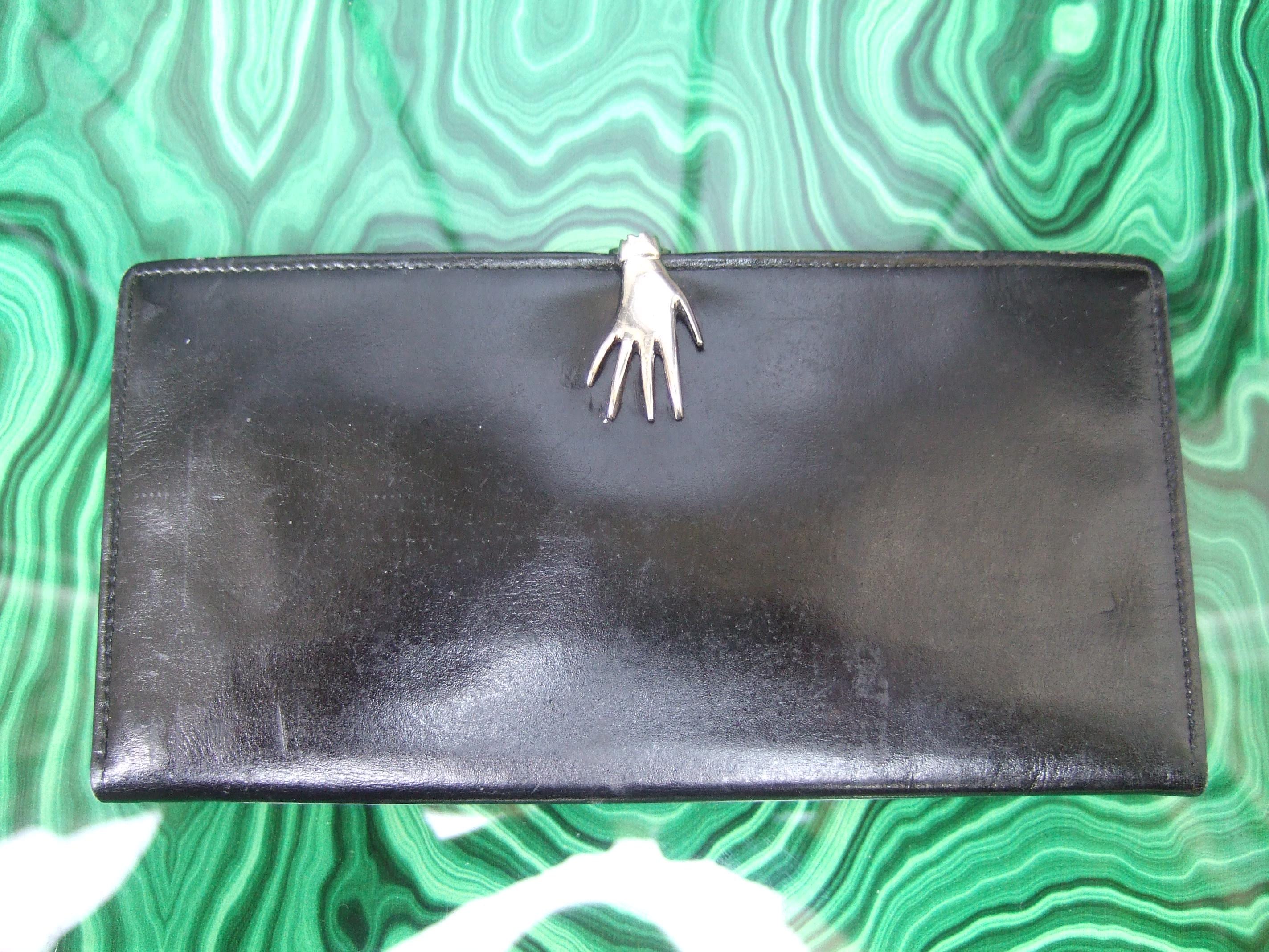 GUCCI Rare Black Vintage Leather Hand Clasp Wallet in Gucci