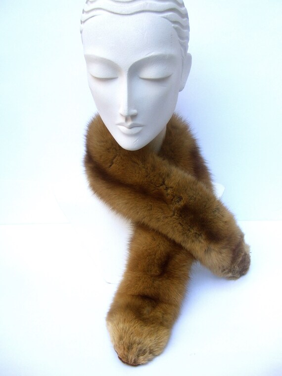sable fur collar