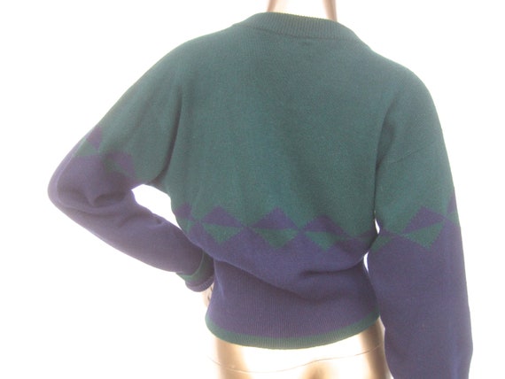 CHANEL Luxurious Cashmere Green & Blue Gilt Butto… - image 7