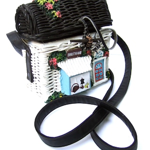 TIMMY WOODS Beverly Hills Whimsical Wicker House Shoulder Bag
