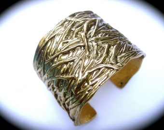 Chic Wide Gilt Metal Textured Cuff Bracelet Designed by Karine Sultan