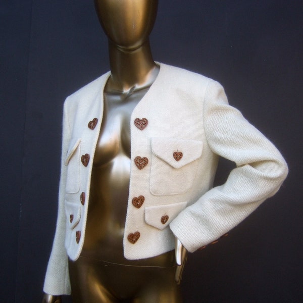 MOSCHINO Italy Chic Cream Laine Wool Wood Heart Button Jacket US Size 8
