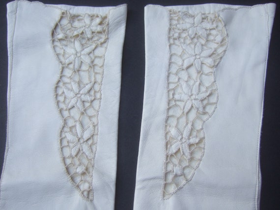 Italian White Kidskin Leather Embroidered Floral … - image 6