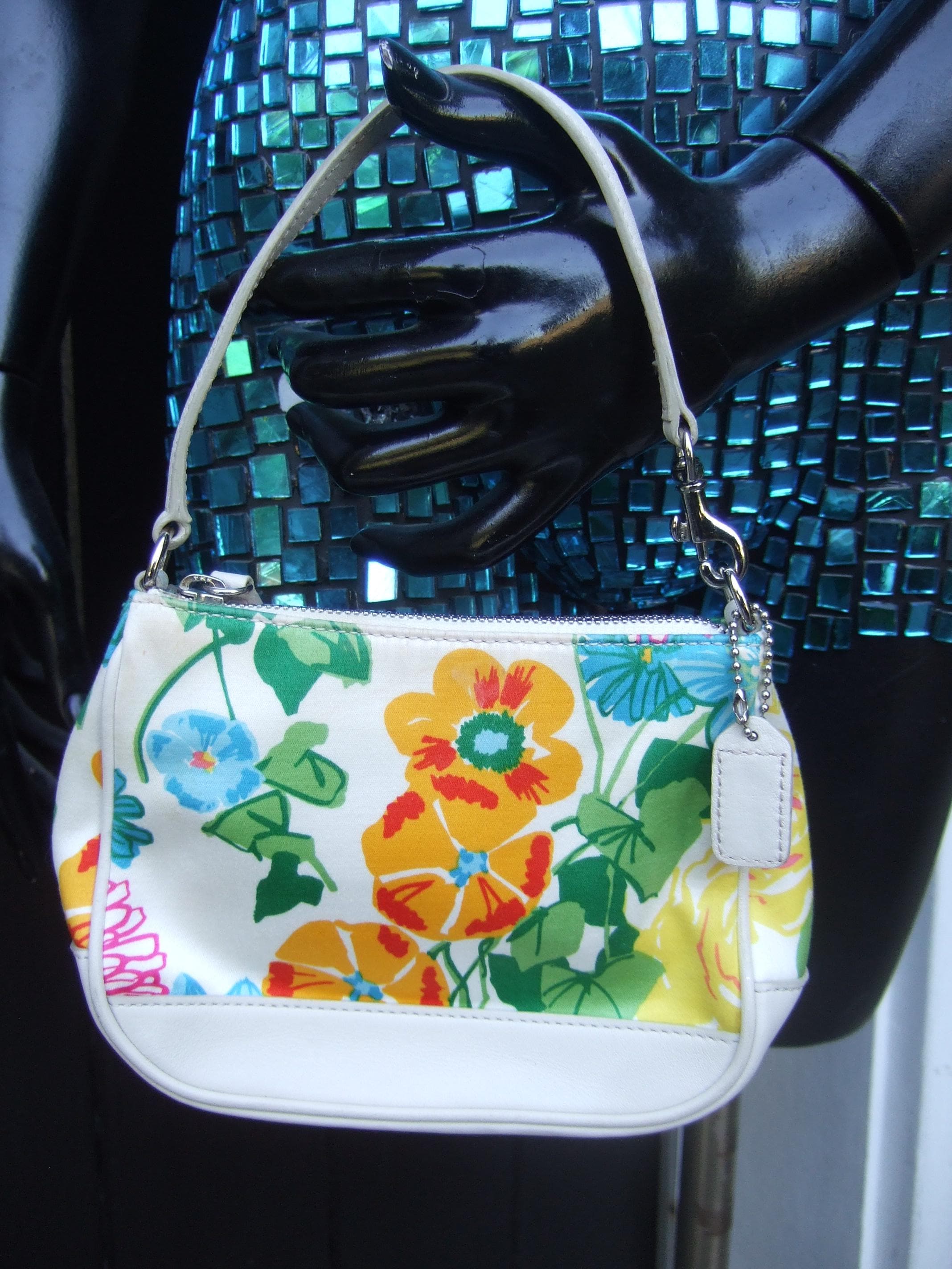 バッグ Vintage Coach Signature Hand Bag Flower COACH Signature Collection Handbag NEW with flower applique