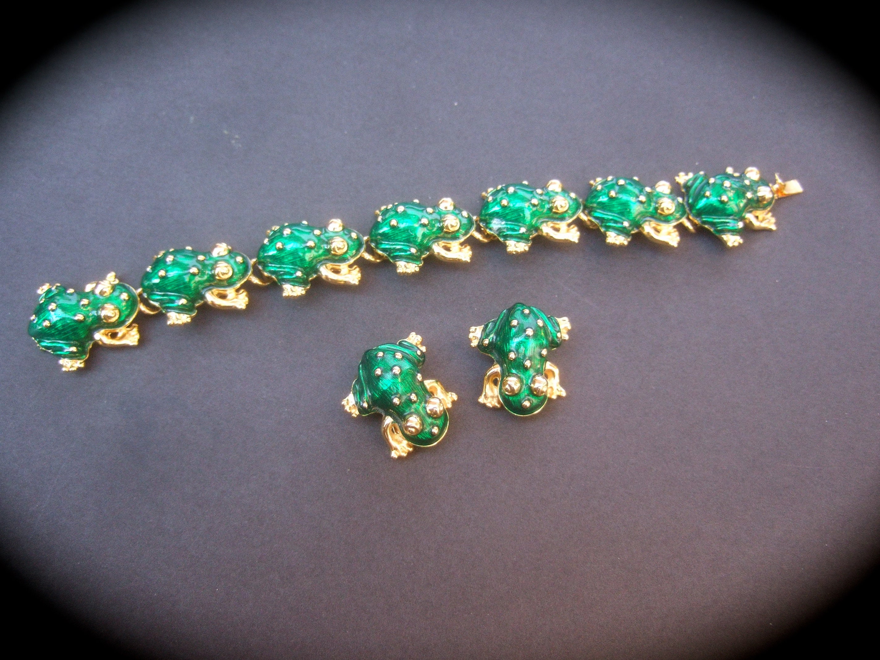 KEN LANE Charming Green Enamel Frog Bracelet & Earrings Set - Etsy