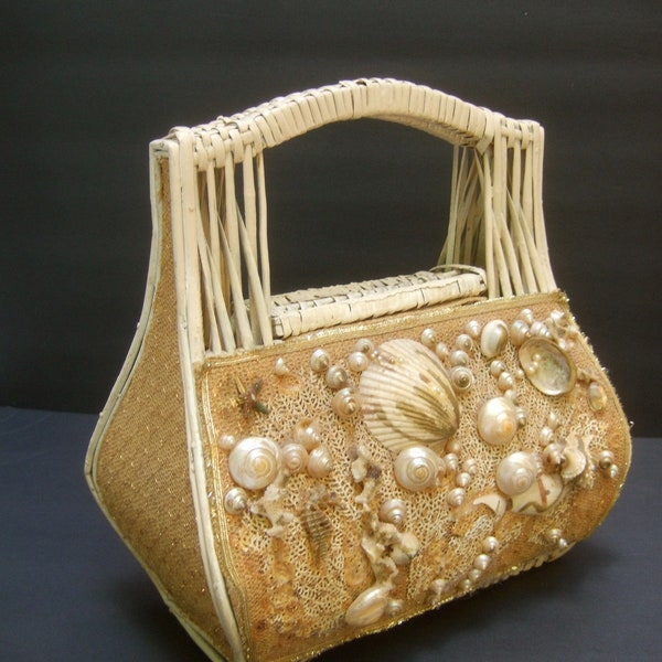 Charming Handmade Sea Shell Wicker Handbag c 1970