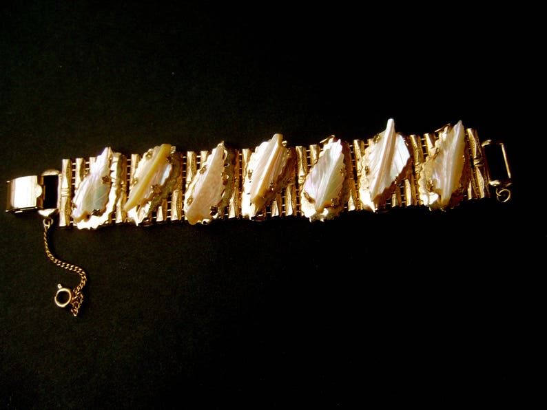 Elegant Carved Mother of Pearl Gilt Metal Link Bracelet by Kafin NY image 6