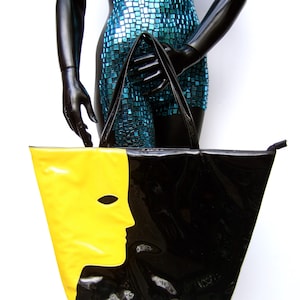 Mod Avant-garde Large Patent Vinyl Face Silhouette Tote Handbag c 1980s