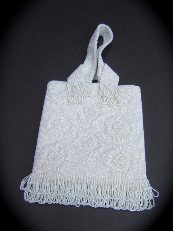 Elegant White Glass Hand Beaded Evening Bag c 1960 - image 3