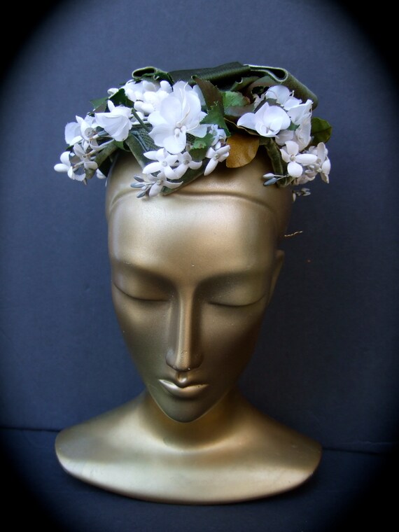 1960s White Flower Green Ribbon Hat designed by M… - image 2