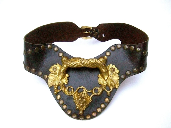 The most avante-garde belt I own. Black leather with metal bars Avant-garde Massive Wide Black Leather Brass Hardware  main image 2