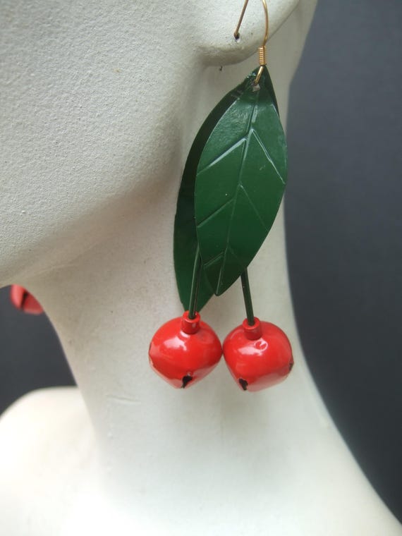 Whimsical Unique Dramatic Pierced Dangle Metal En… - image 5