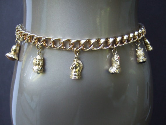 JUDITH LEIBER Chess Semi Precious Stones Dangling Charm Gold Link Belt JUDITH LEIBER Dangling Charm Semi Precious Heavy Gold Chain  main image 3
