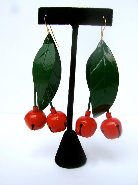 Whimsical Unique Dramatic Pierced Dangle Metal En… - image 1