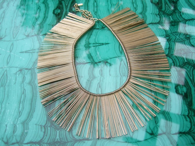 Avant-garde Gilt Metal Wire Needle Statement Necklace