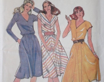 FF 80s Butterick 3659 Easy Misses Fit n Flare Dress Pattern, sizes 10-12-14, Bust 32.5-36, Vintage 1980s Butterick Pattern, Bias midi dress