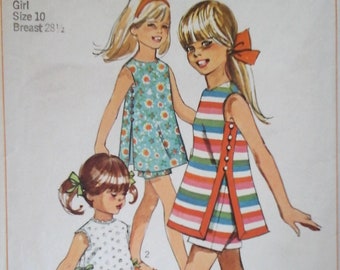 60s Simplicity 7614 Girls Tunic and Shorts Pattern, size 10, Girl's playsuit pattern, child shorts and top pattern, girls 60s top shorts set